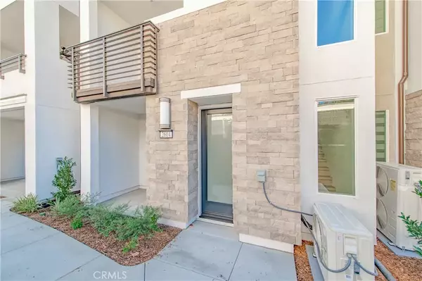 San Diego, CA 92108,2604 Everly Dr