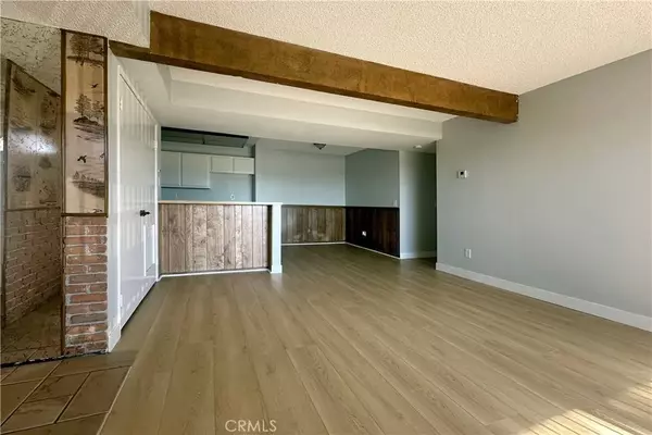 San Bernardino, CA 92405,1440 W Edgehill #9