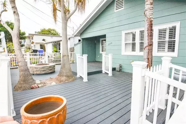 San Diego, CA 92107,2226 Etiwanda Street