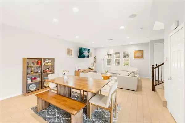 Eastvale, CA 92880,7169 Logsdon Drive