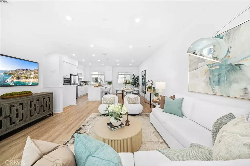 Irvine, CA 92618,344 Tank