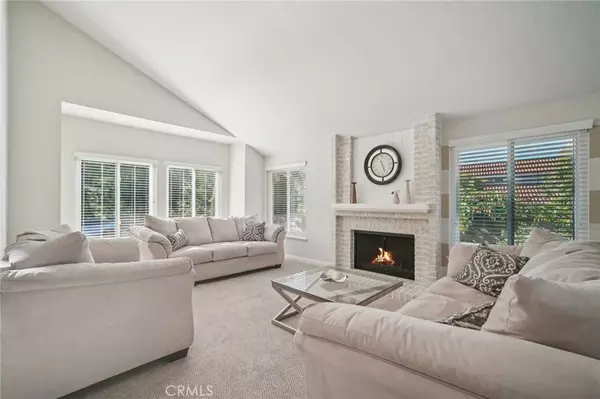 Mission Viejo, CA 92692,27301 Monforte