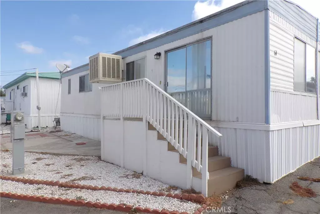 Yucaipa, CA 92399,12710 3rd #SPC 64