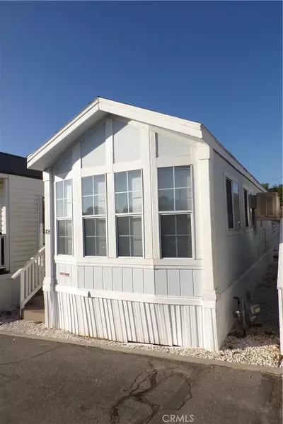 12710 3rd #SPC 103, Yucaipa, CA 92399