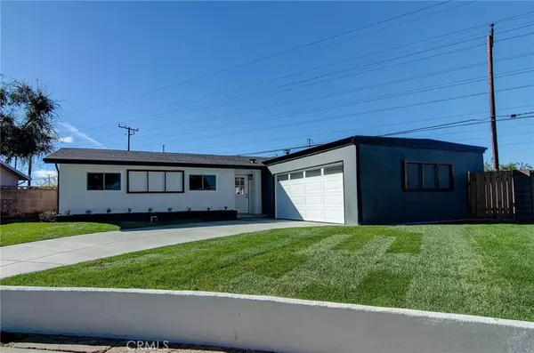 Huntington Beach, CA 92647,8652 Royer