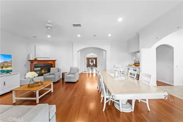 Tustin, CA 92780,1621 Bryan