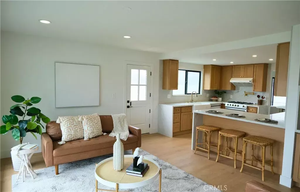 Huntington Beach, CA 92646,21211 Binghampton Circle