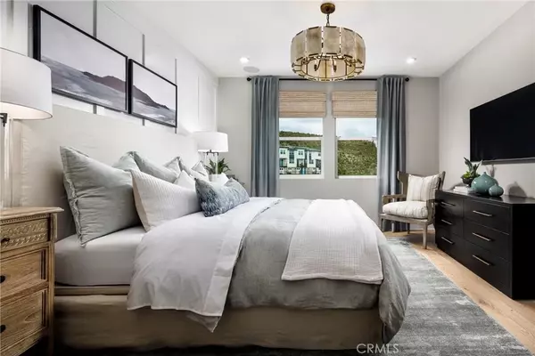 San Diego, CA 92108,2506 Everly Court