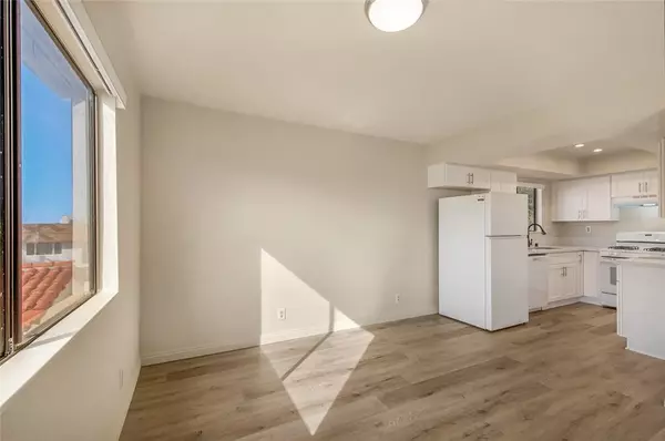 San Clemente, CA 92673,325 ENCINO Lane #B