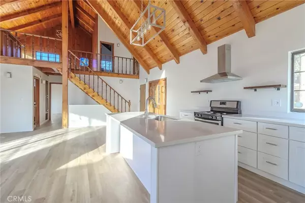 Running Springs, CA 92382,30042 Enchanted