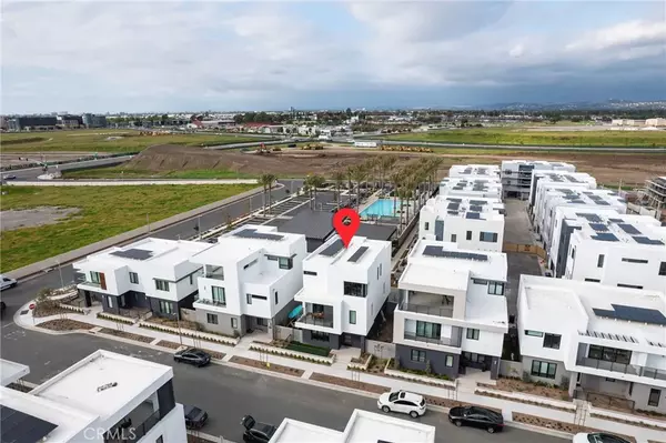 Tustin, CA 92782,2053 Peebler Way