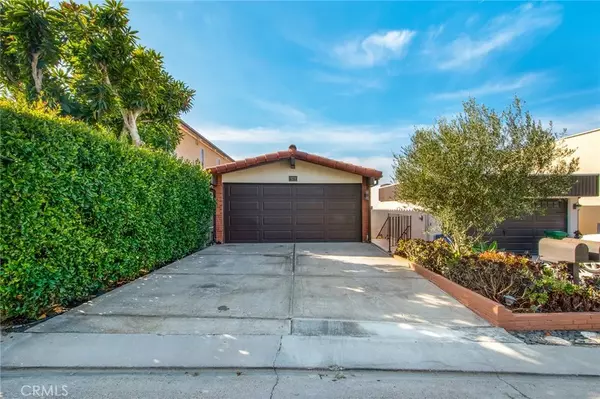 Laguna Beach, CA 92651,925 Quivera