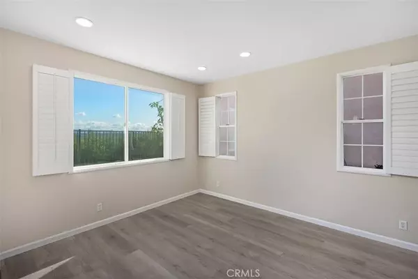 Aliso Viejo, CA 92656,22 Rue Du Chateau