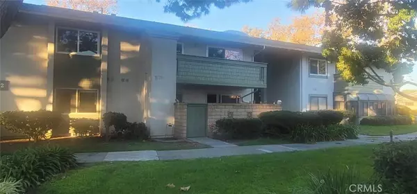 8777 Coral Springs Court #2B, Huntington Beach, CA 92646