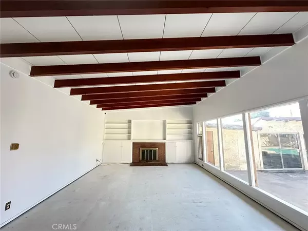 Downey, CA 90240,9519 La Reina