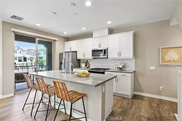 Lake Forest, CA 92610,109 Alder Ridge