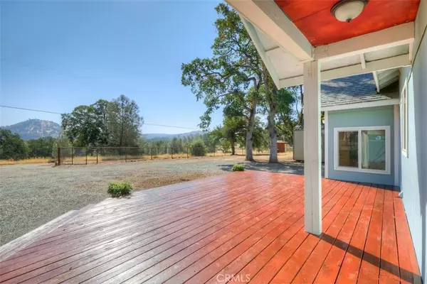 Bangor, CA 95914,206 Hobble Bush Lane