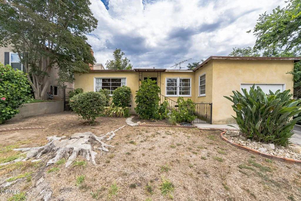 Altadena, CA 91001,2212 Navarro Avenue