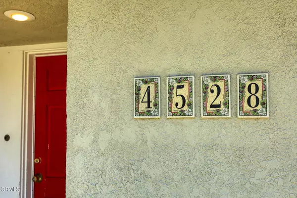 La Canada Flintridge, CA 91011,4528 Belita Lane