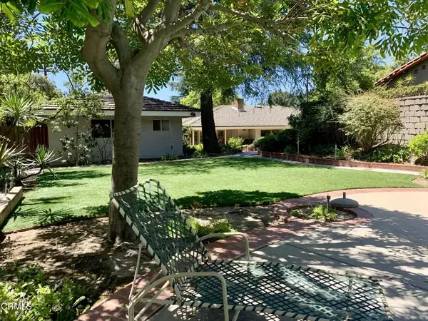 La Canada Flintridge, CA 91011,535 Knight Way