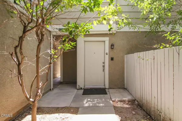 Castaic, CA 91384,31321 The Old Road #G