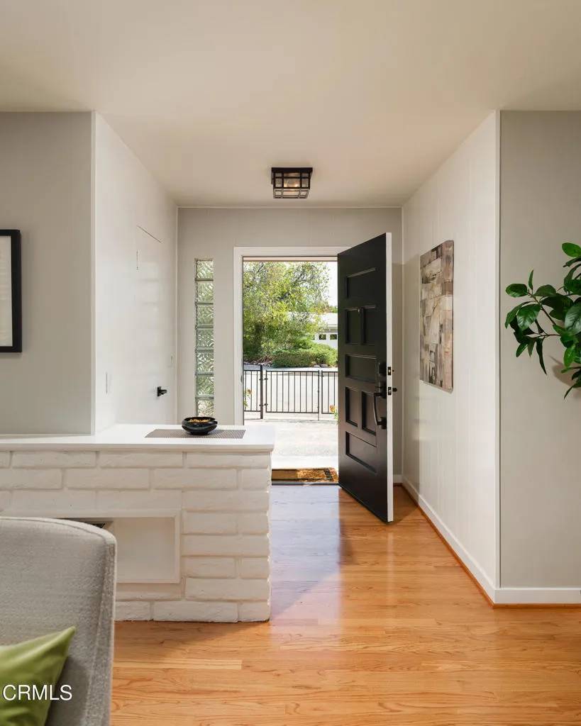 Pasadena, CA 91105,95 Sequoia Drive