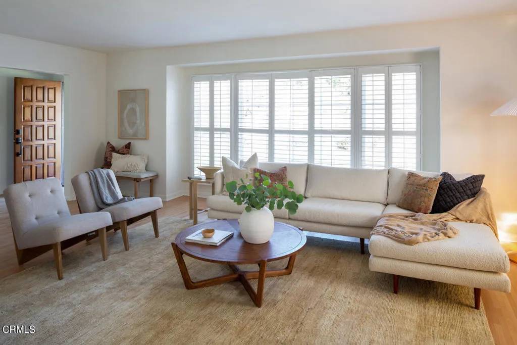 Altadena, CA 91001,1216 Meadowbrook Road