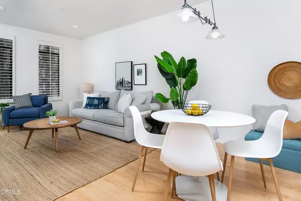 Playa Vista, CA 90094,5625 Crescent Park West #127