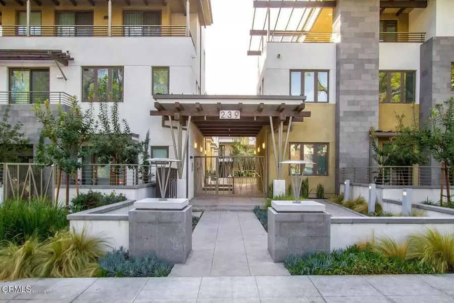 239 S Marengo Avenue #201, Pasadena, CA 91101