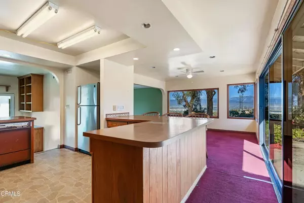 La Habra Heights, CA 90631,251 W Skyline Drive