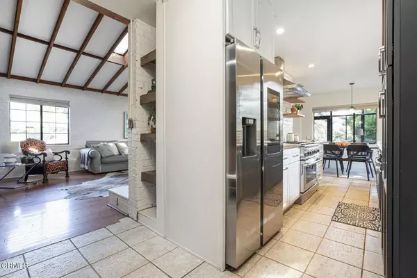 Sunland, CA 91040,10724 Plateau Drive