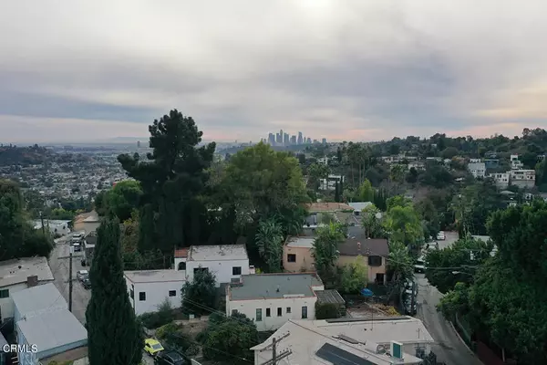 Los Angeles, CA 90065,492 Crane