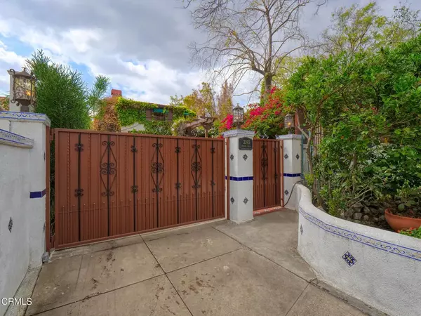 Altadena, CA 91001,2393 Allen Avenue