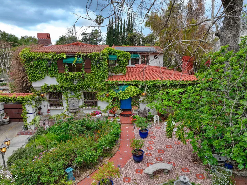 Altadena, CA 91001,2393 Allen Avenue