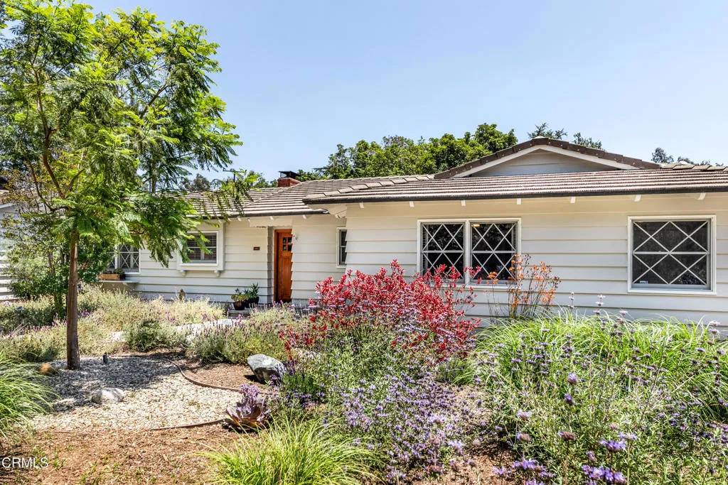 4402 El Camino Corto, La Canada Flintridge, CA 91011