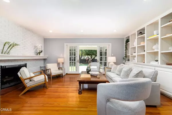 La Canada Flintridge, CA 91011,4402 El Camino Corto