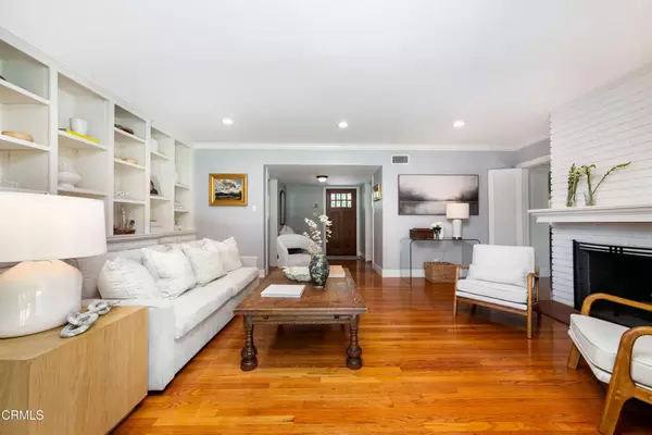 La Canada Flintridge, CA 91011,4402 El Camino Corto