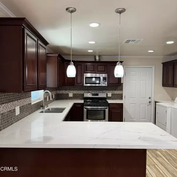 Los Angeles, CA 90042,5024 Shipley Glen Drive