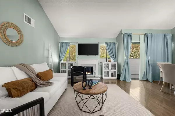 Sunland, CA 91040,10502 Sunland Boulevard #6