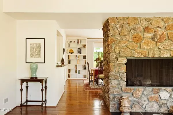 Northridge, CA 91324,9315 Beckford Avenue