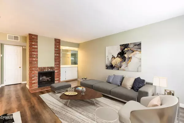 Canoga Park, CA 91303,22040 Gault Street #52