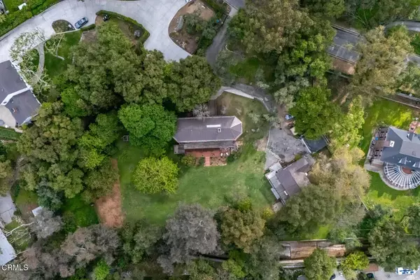 La Canada Flintridge, CA 91011,4254 Chevy Chase Drive