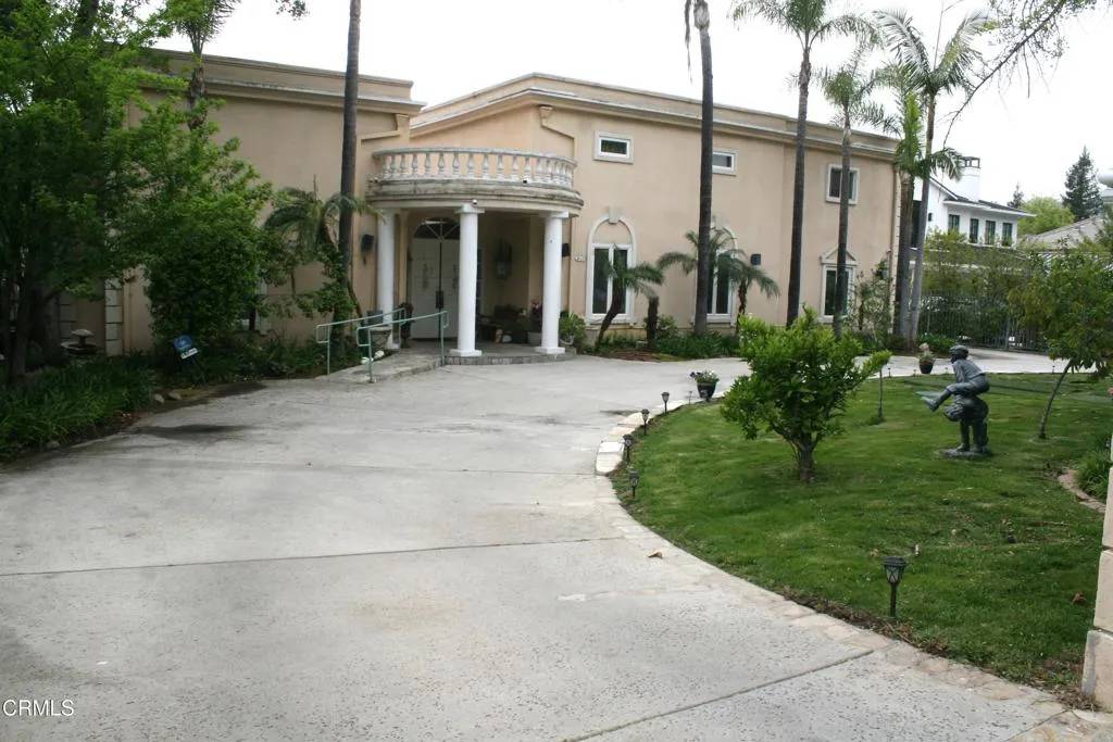 La Canada Flintridge, CA 91011,500 Georgian Road