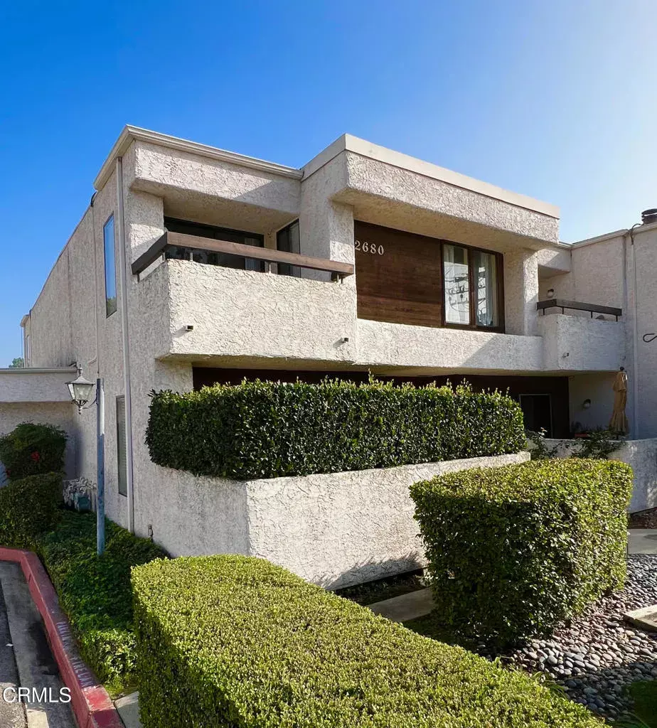 Altadena, CA 91001,2680 Lake Avenue #1