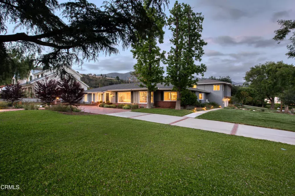 La Canada Flintridge, CA 91011,4920 Gould Avenue