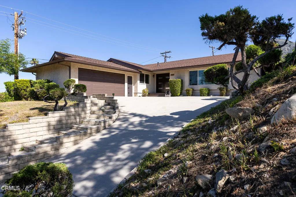 2365 Henrietta Avenue, La Crescenta, CA 91214