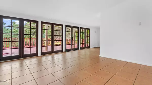 Beverly Hills, CA 90210,1450 Benedict Canyon Drive