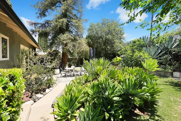 Sunland, CA 91040,10316 Newhome Avenue