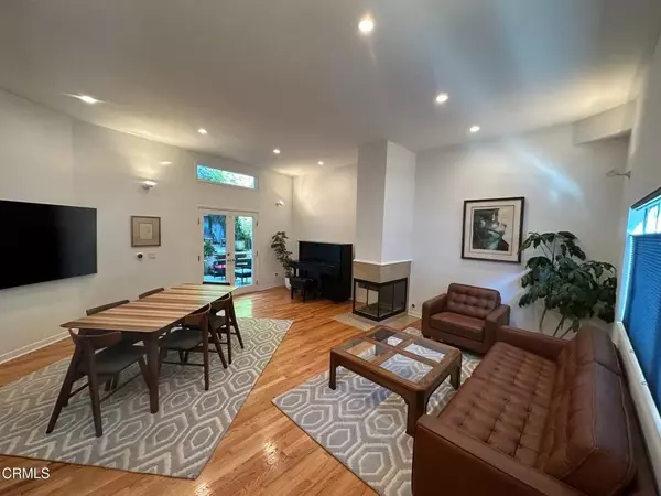 Los Angeles, CA 91423,3551 Dixie Canyon Place