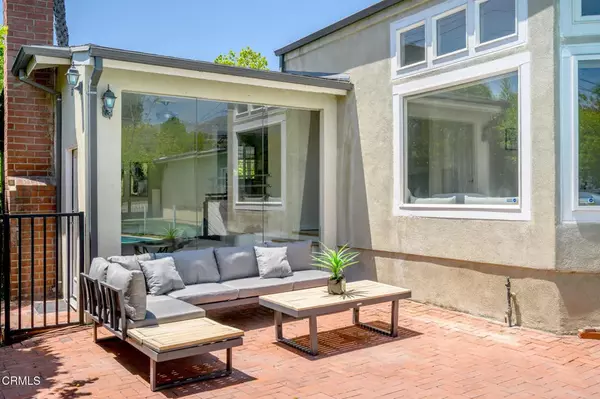 La Canada Flintridge, CA 91011,4917 Angeles Crest Highway